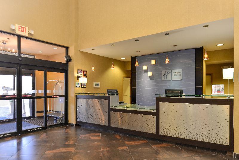 Holiday Inn Express Hotel & Suites Dallas South - Desoto, An Ihg Hotel Екстериор снимка